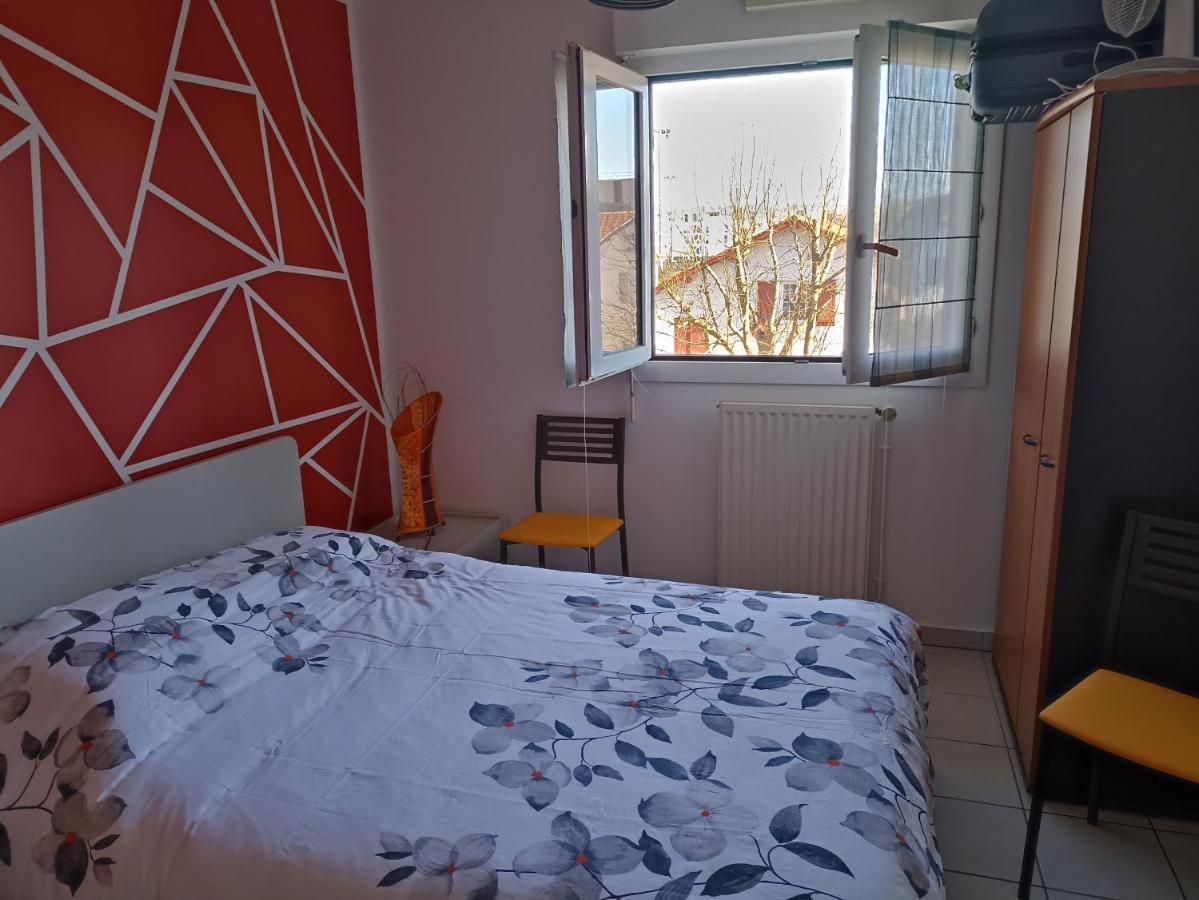 Bayonne Appartement 63M2 Avec Terrase Parking Wifi Exterior foto